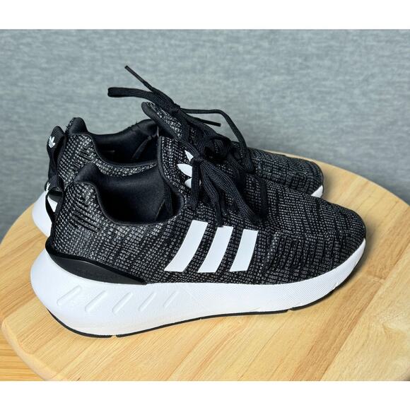 Adidas Kids Unisex Swift Run 22 Jr Size 4.5 School Athletic Casual Streetwear - Picture 3 of 7